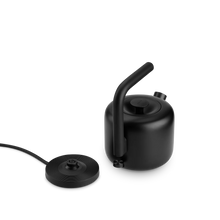 Cargar imagen en el visor de la galería, Fellow Clyde Electric Kettle - 1.5 Litres | Matte Black (UK Plug)
